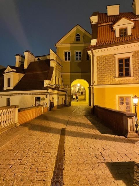 Apartament Z Widokiem Na Zamek - Apartment With A View Of The Castle Люблін Екстер'єр фото